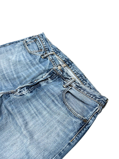 Vintage Levi’s Straight Leg Jeans (XL)