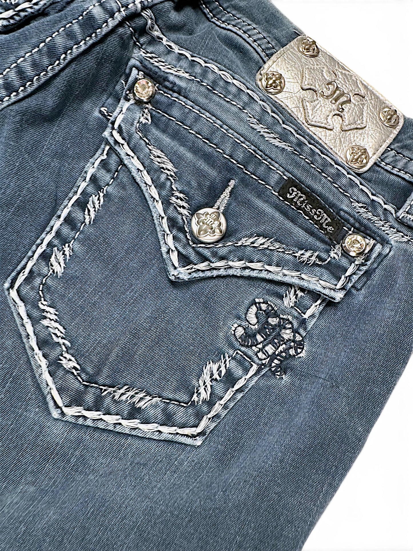 Vintage Miss Me Y2K Bootcut / Flared Damenjeans (M)