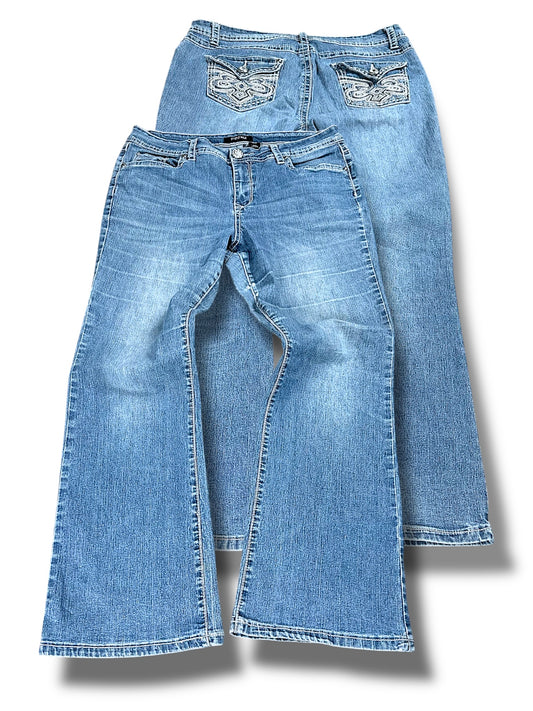 Vintage Y2K Low Waist Bootcut / Flared Damenjeans (M)