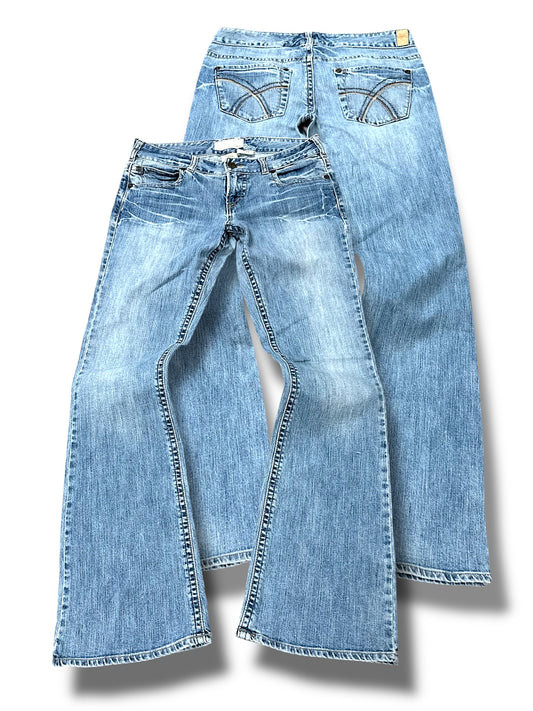 Vintage Embroidery Y2K Low Waist Bootcut / Flared Damenjeans (L)