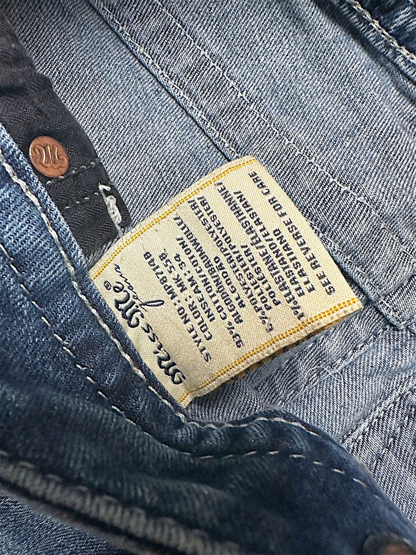 Vintage Miss Me Y2K Bootcut / Flared Damenjeans (L)