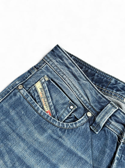 Vintage Diesel straight leg Jeans (M)