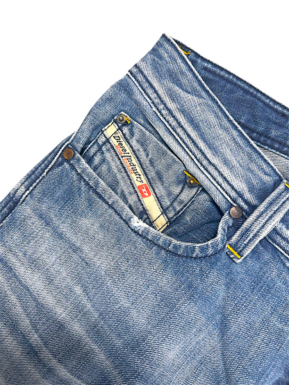 Vintage Diesel Straight Leg Jeans „LARKEE“ (M)