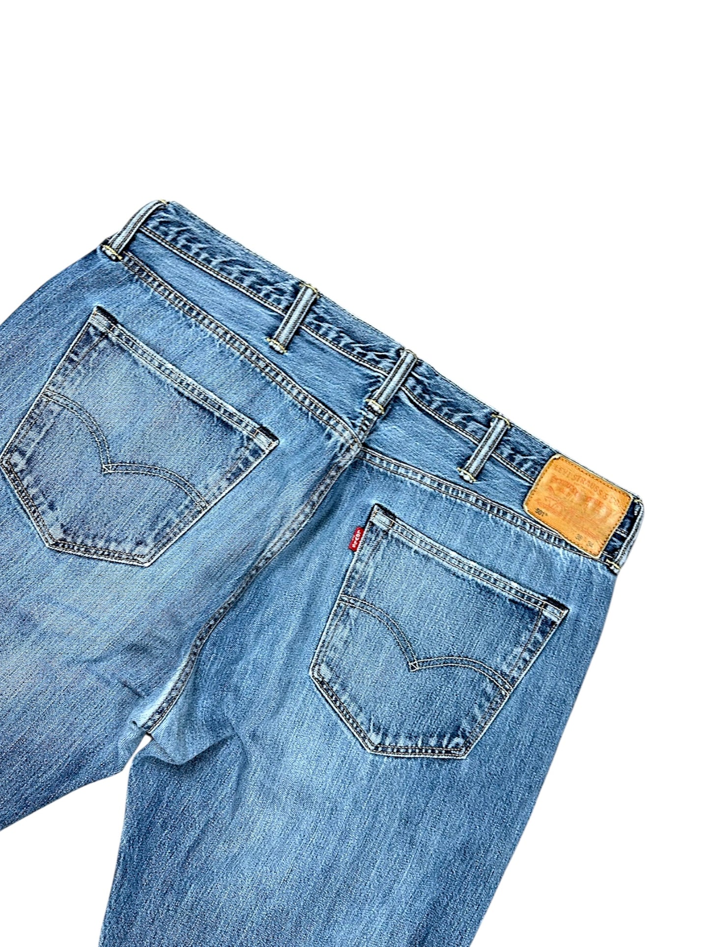 Vintage Levi’s Straight Leg Jeans (XL)