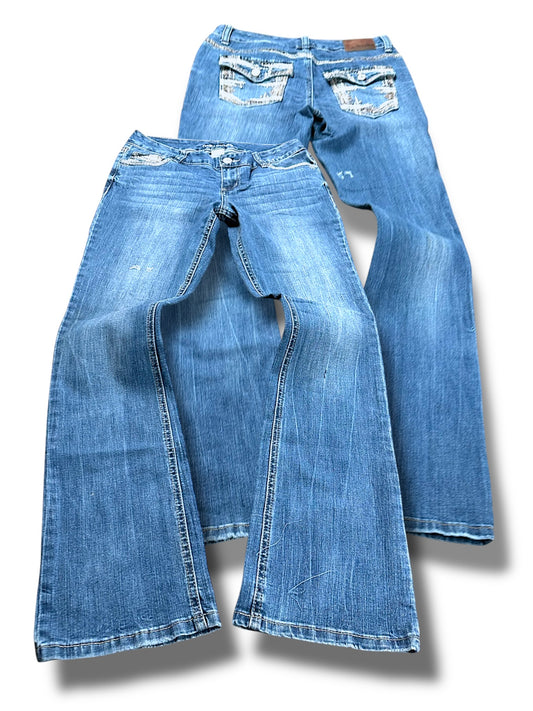 Vintage Embroidery Y2K Low Waist Bootcut / Flared Damenjeans (M)