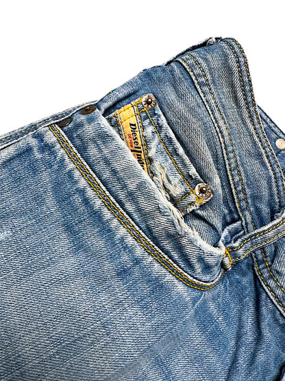 Vintage Diesel Y2K Straight Leg Jeans (M)