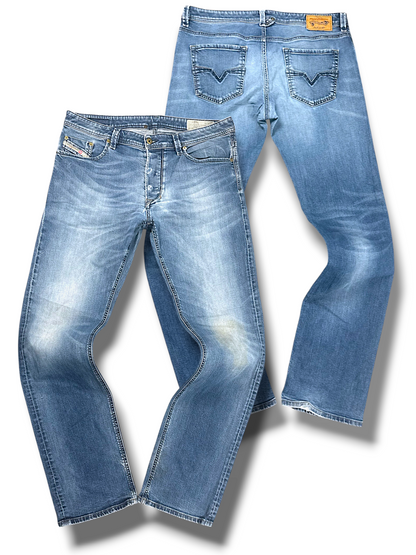 Vintage Diesel Straight Leg Jeans „LARKEE“ (XL)