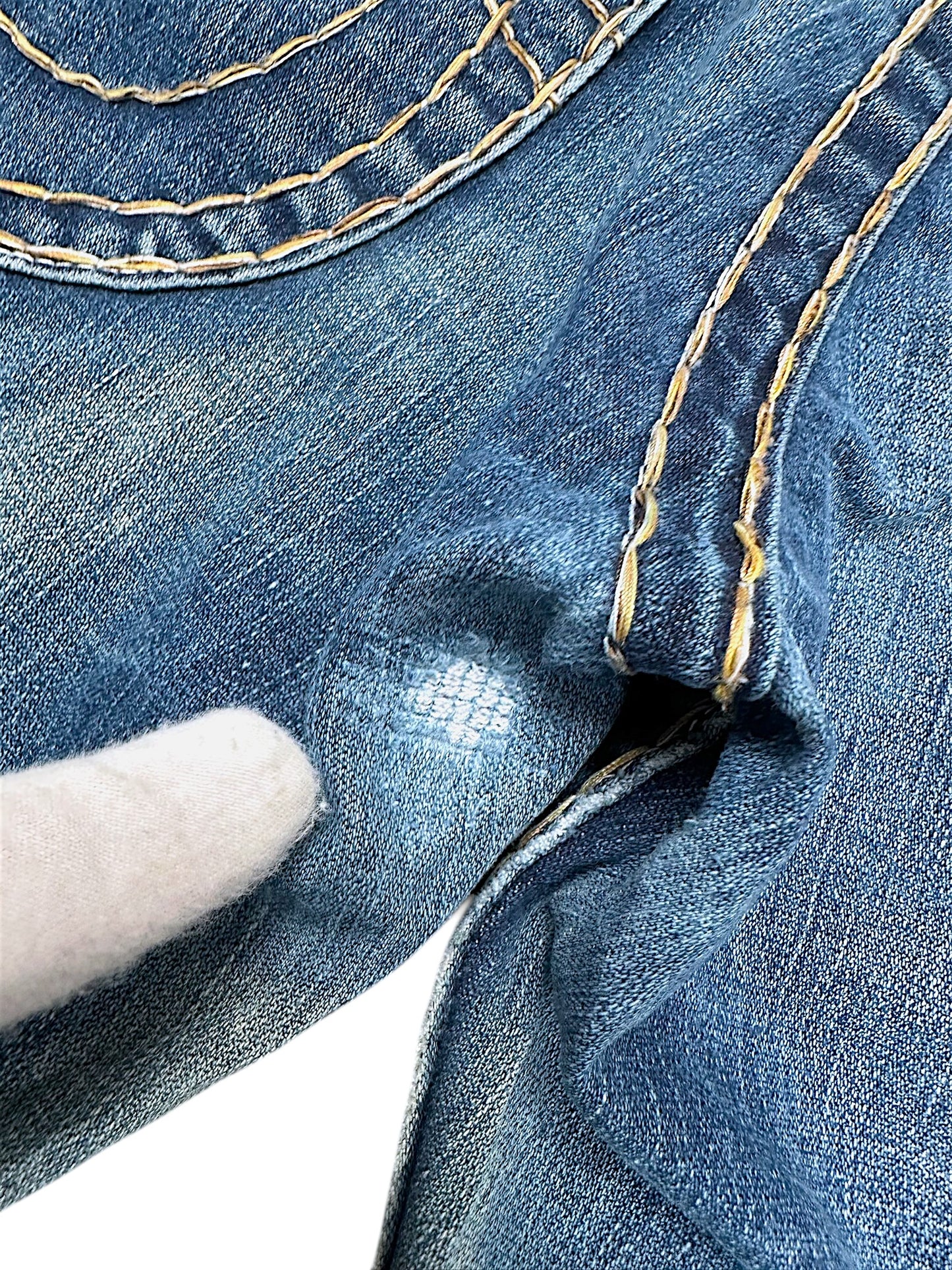 Vintage True Religion Y2K Low Waist Bootcut Damenjeans (M)