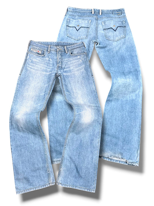 Vintage Diesel Y2K Flared Jeans (L)