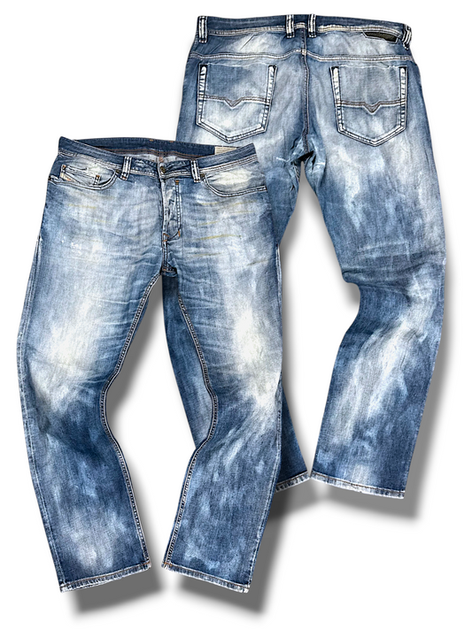 Vintage Diesel Y2K Straight Leg Jeans „SAFADO“ (L)