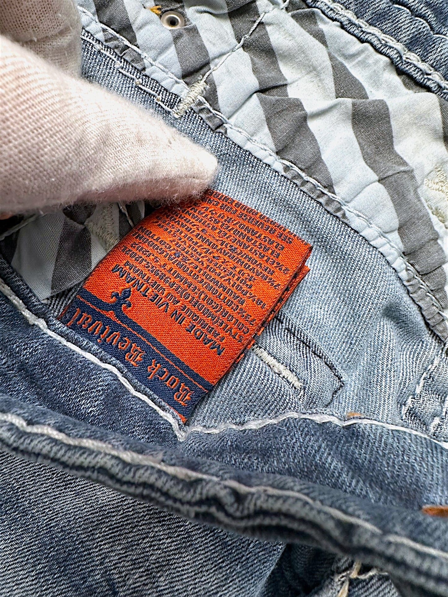 Vintage Rock Revival Y2K Baggy Jeans (L)