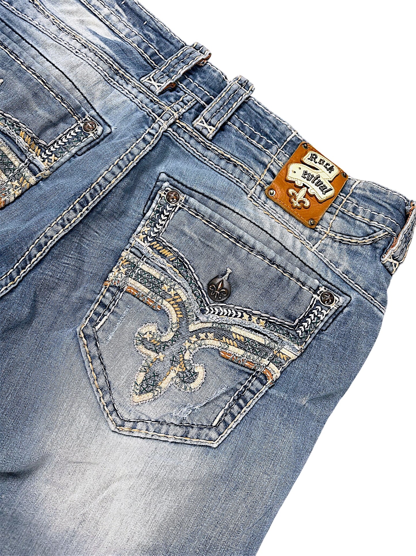 Vintage Rock Revival Y2K Baggy Jeans (L)
