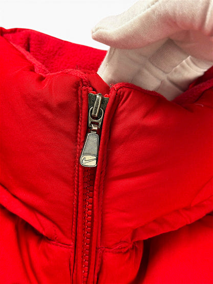 Vintage Nike Y2K Daunenweste (S) – Detailaufnahme 2