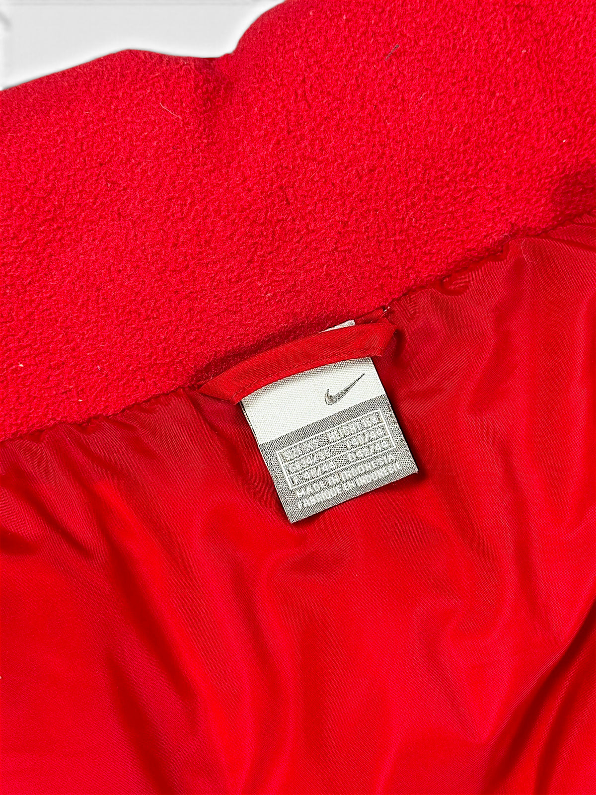 Vintage Nike Y2K Daunenweste (S) – Detailaufnahme 4