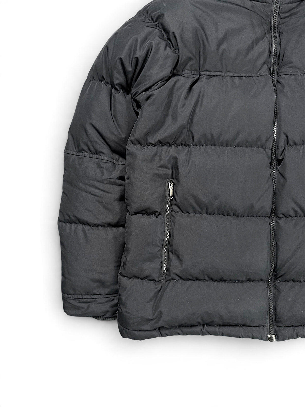 Vintage Nike Y2K Pufferjacke (M) – Detailaufnahme 2