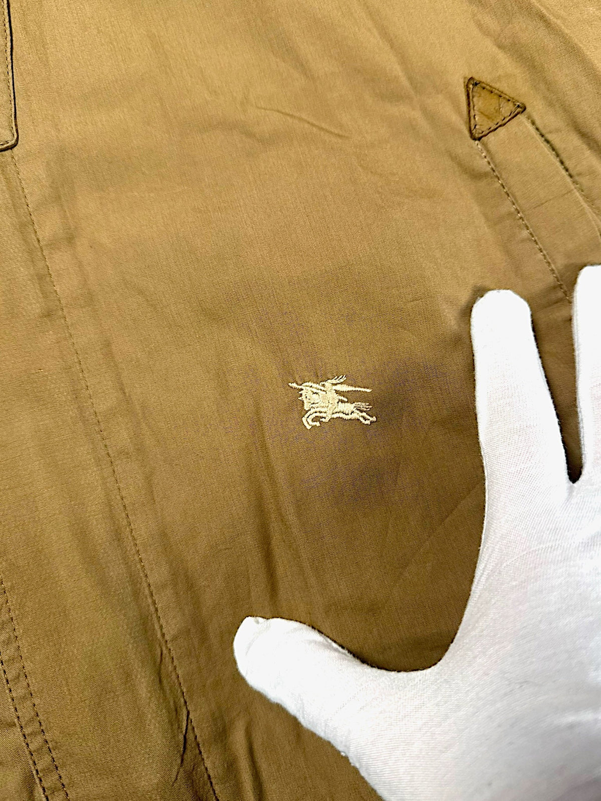 Vintage Burberry Y2K Harrington Jacke (M) – Detailaufnahme 1