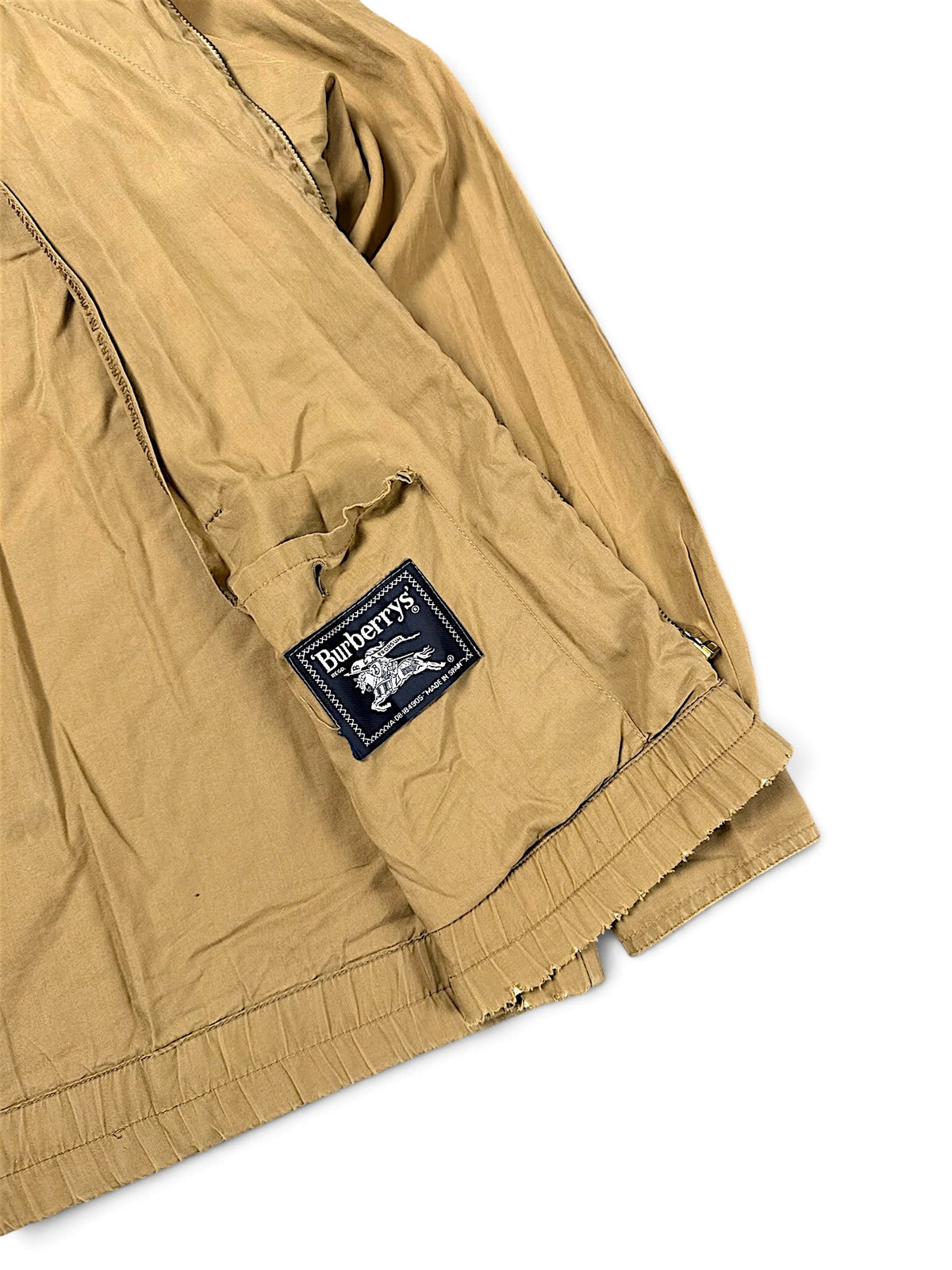 Vintage Burberry Y2K Harrington Jacke (M) – Detailaufnahme 3