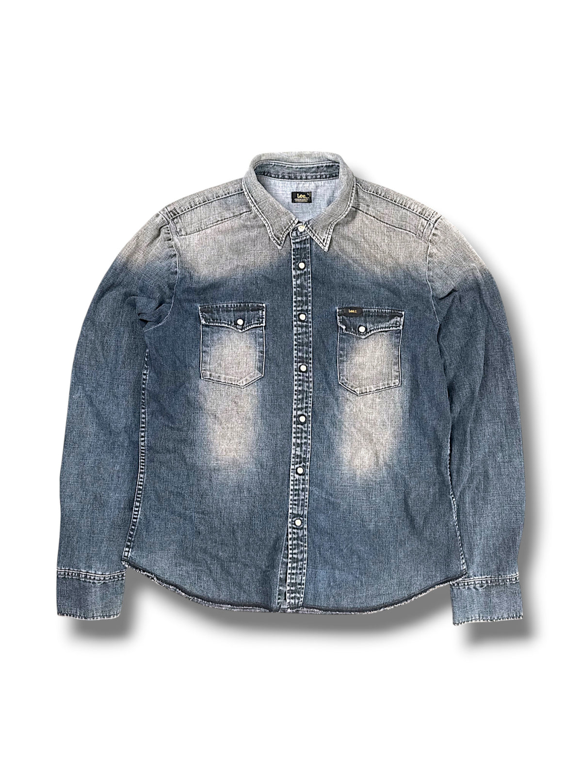 Vintage Lee Y2K Jeanshemd (L) – Vorderansicht