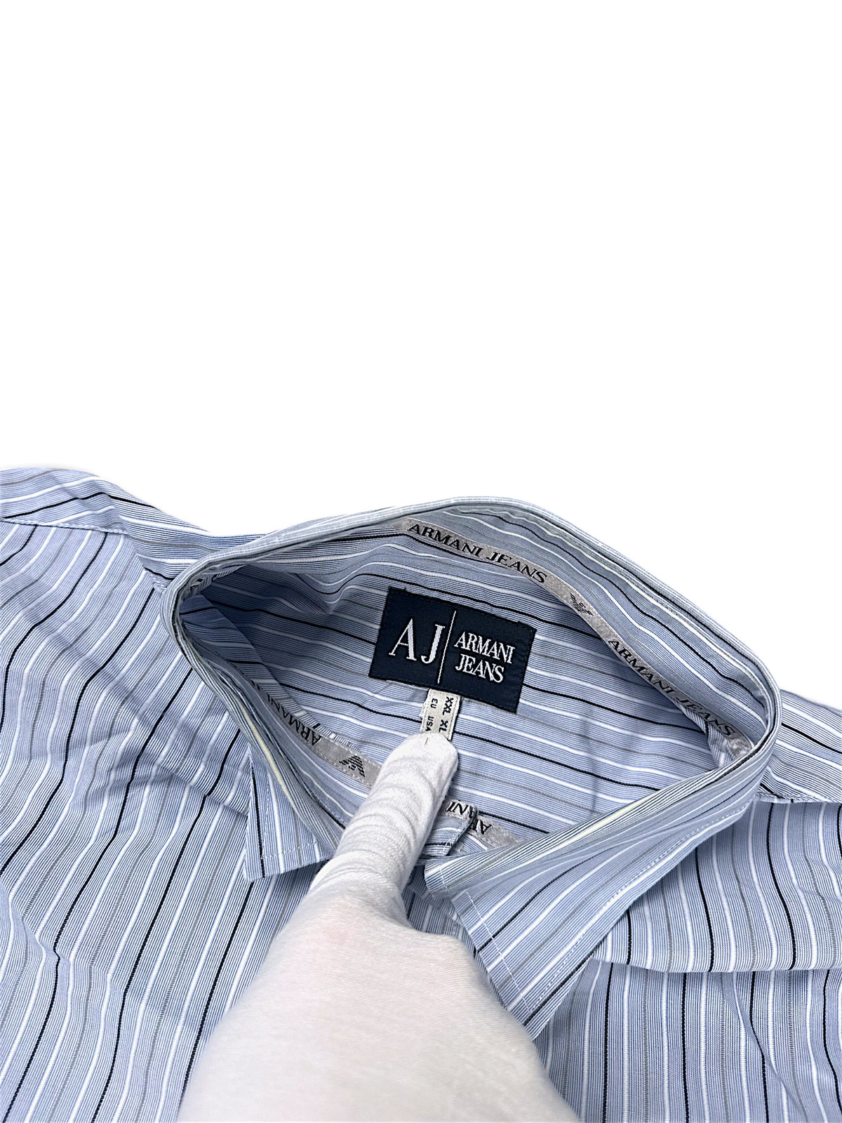 Vintage Armani Y2K Hemd (L) – Detailaufnahme 3