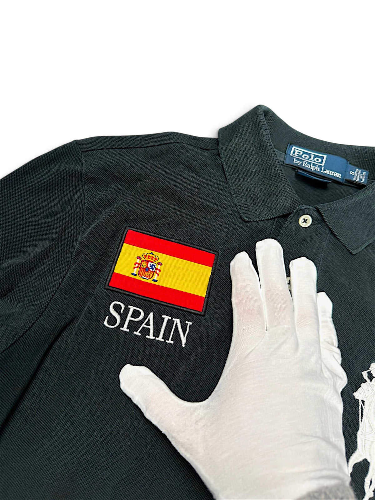 Vintage Ralph Lauren Y2K „Spain“ Langarm-Polo (M) – Detailaufnahme 2