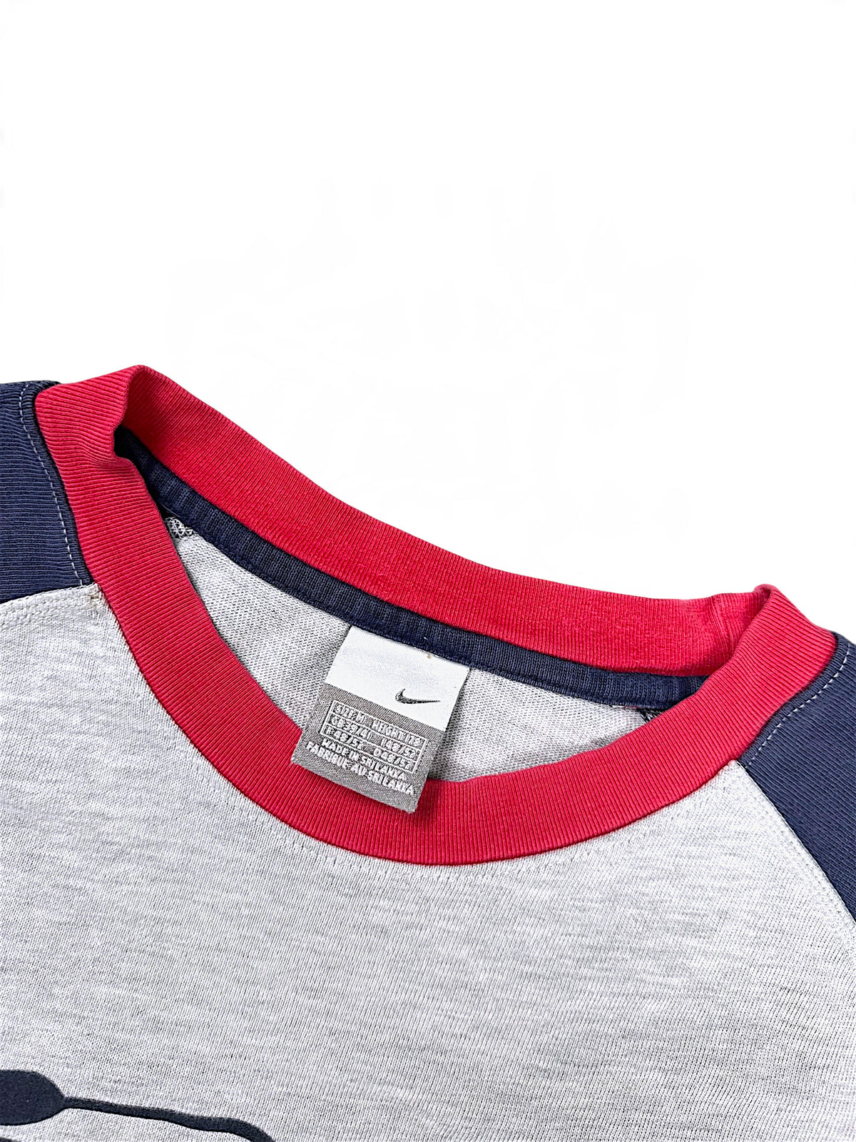 Vintage Nike Y2K „England“ T-Shirt (S) – Detailaufnahme 3