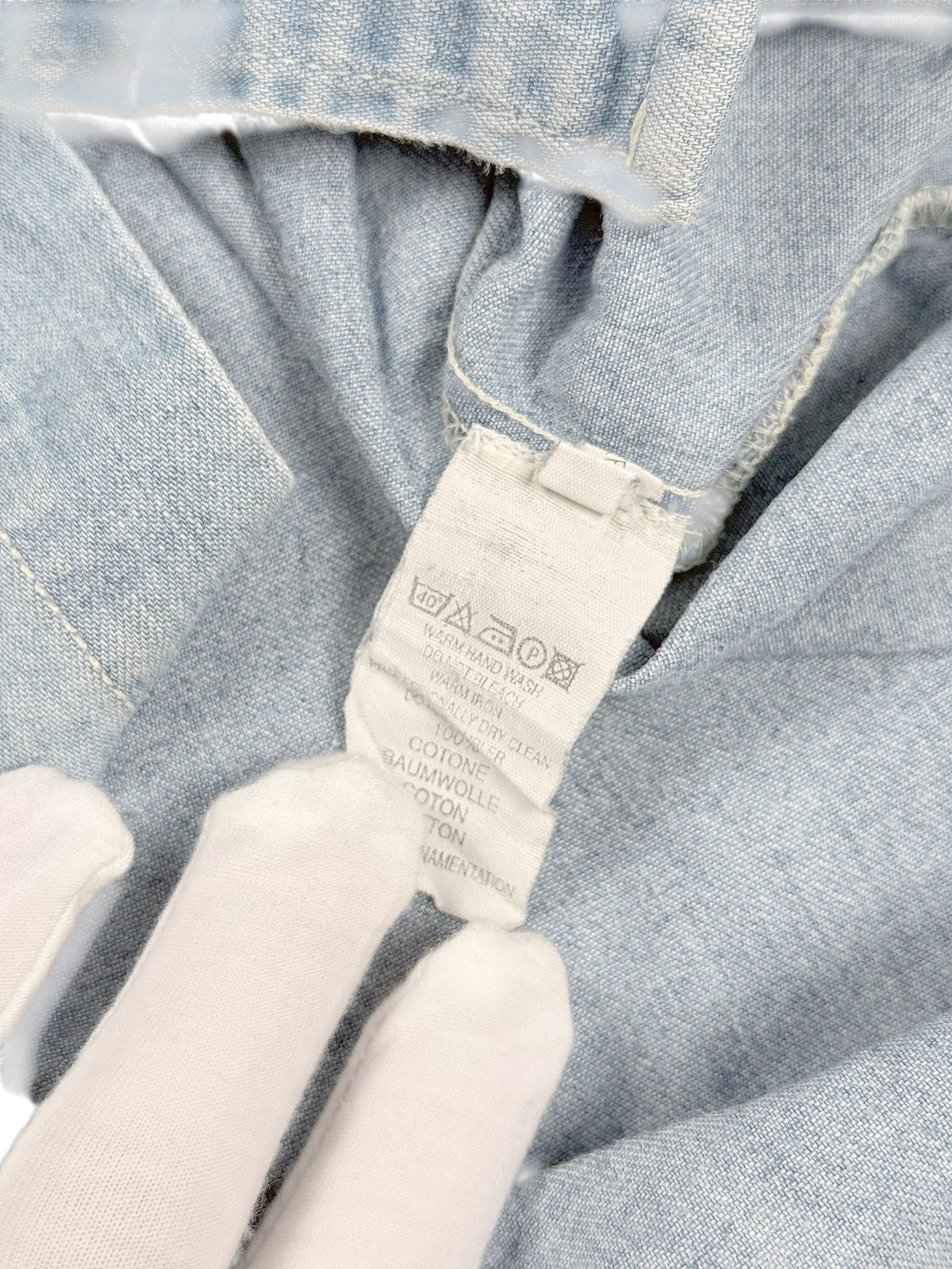 Vintage Avirex Jeanshemd (XL) – Detailaufnahme 3