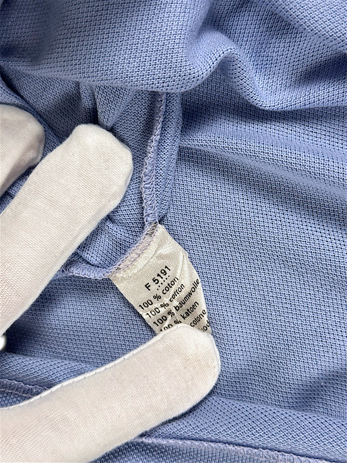 Vintage Lacoste Y2K Polo (M) – Detailaufnahme 3