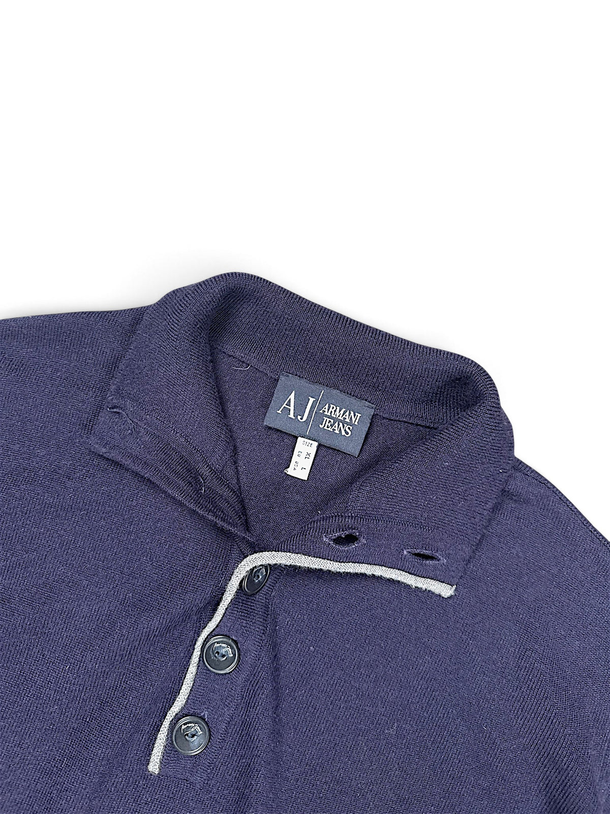 Vintage Armani Y2K Wollpullover (M) – Detailaufnahme 2